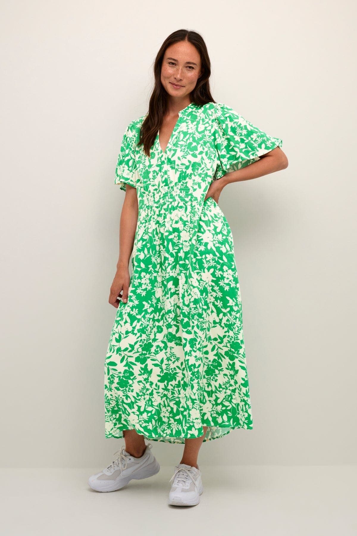 Jenny Long Dress in Green Whitecap Flower Long Dress Culture 