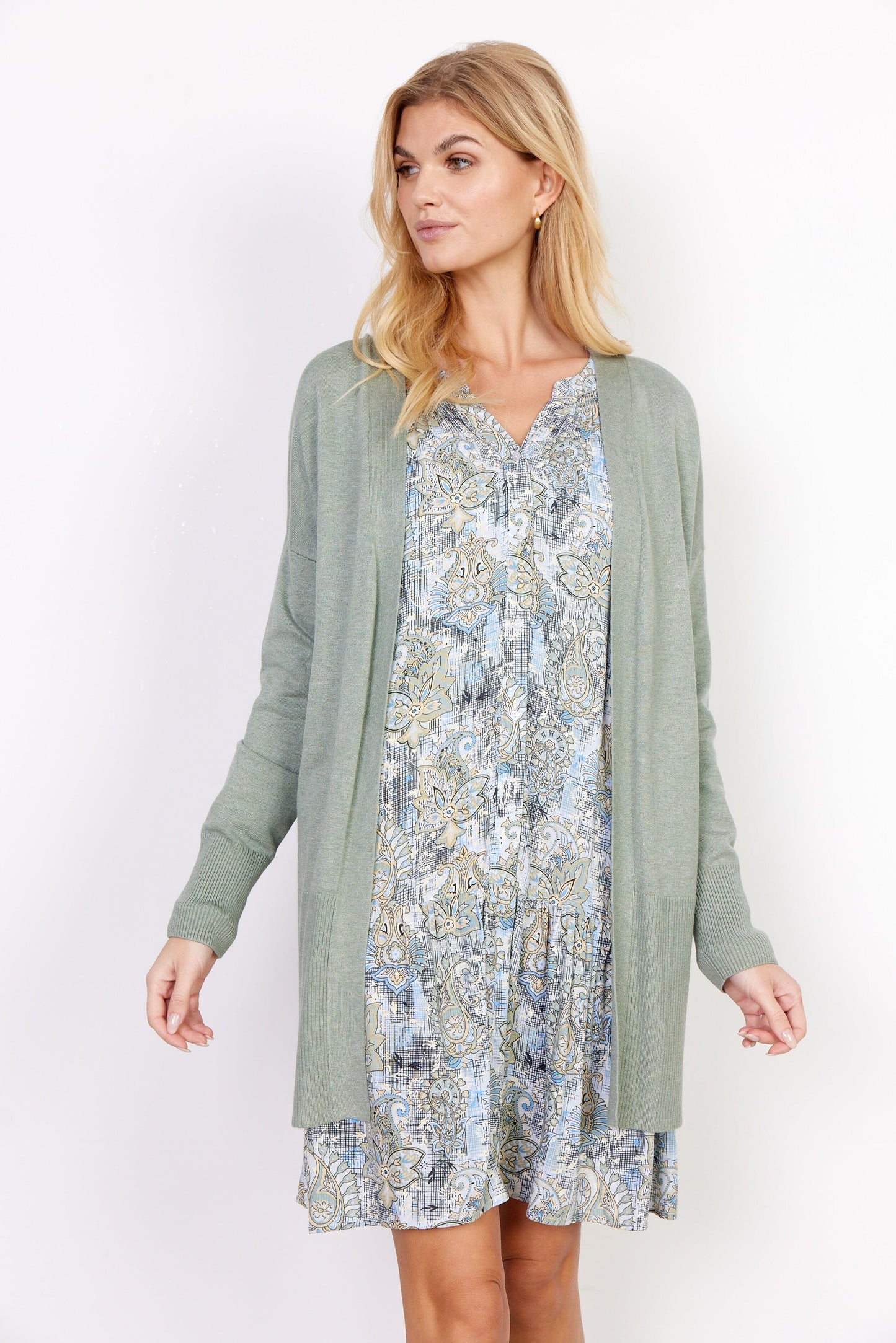 Dollie Cardigan in Moss Green Melange Cardigan Soyaconcept