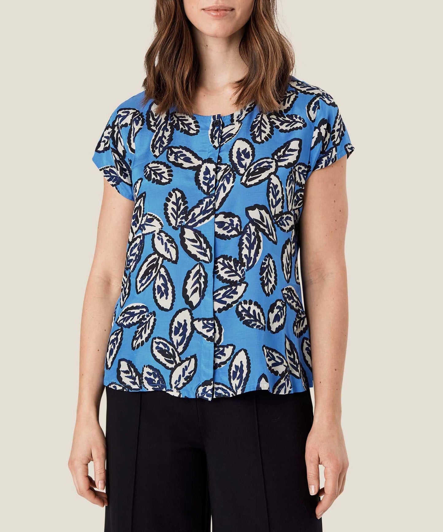 Ia Wing sleeve Shirt in Nebulas Blue Shirt Masai