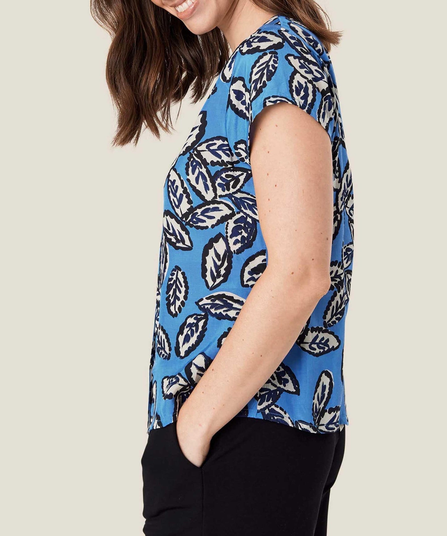 Ia Wing sleeve Shirt in Nebulas Blue Shirt Masai