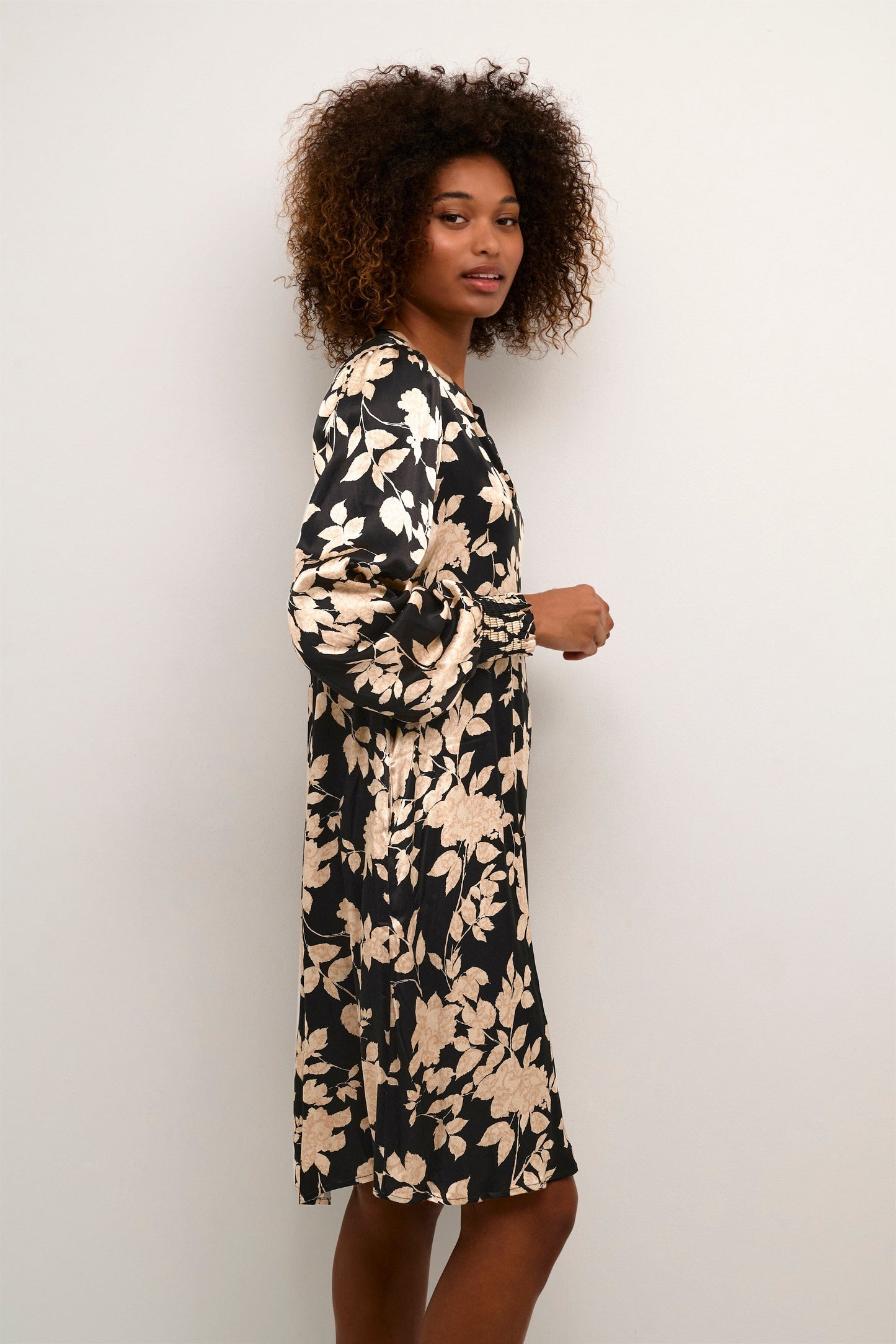 Lacy Giselle Dress in Black Dress Culture