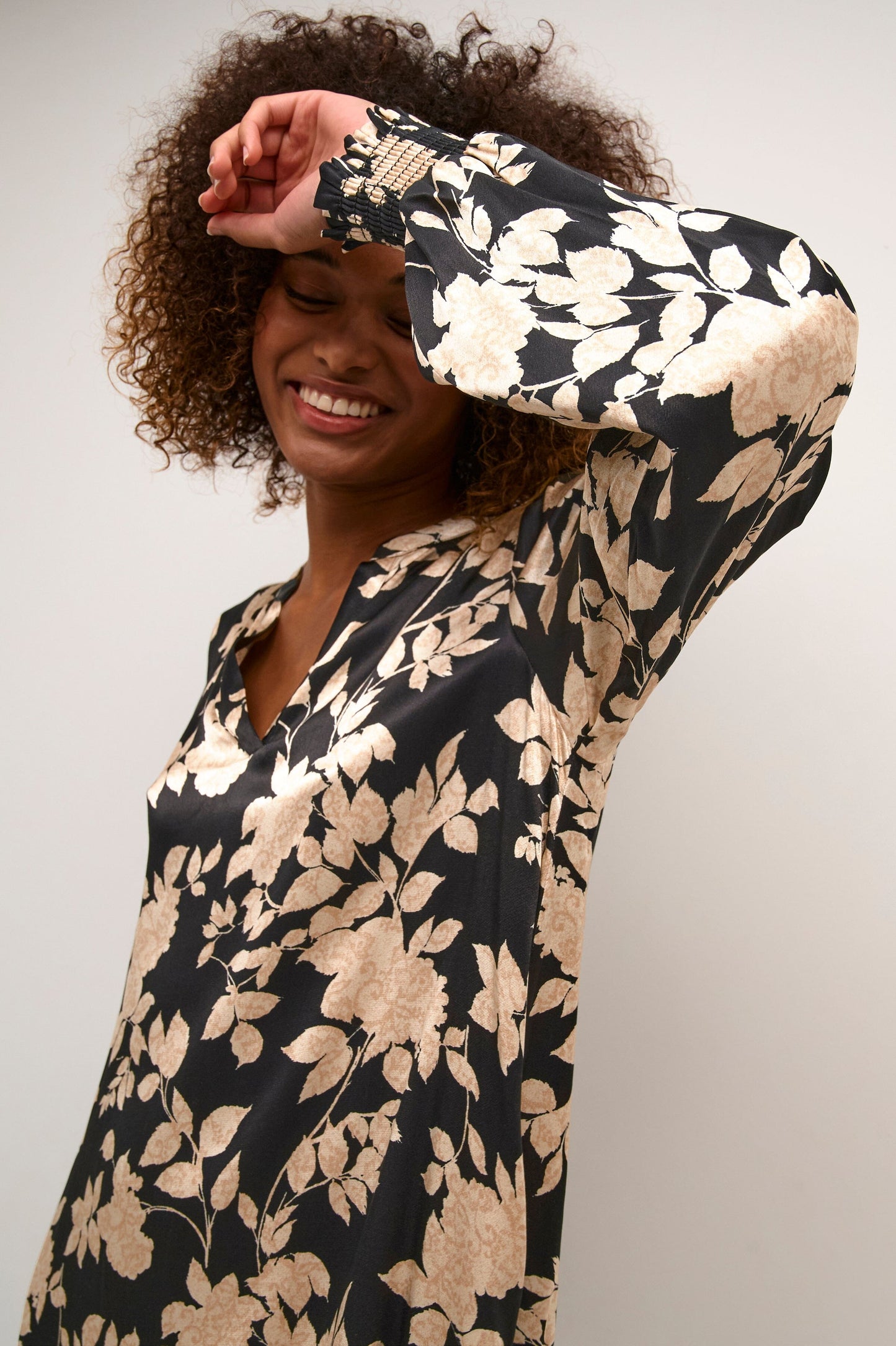 Lacy Giselle Dress in Black Dress Culture