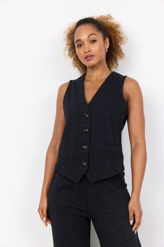 Isobel Waistcoat in Black Combi Coat Soyaconcept 