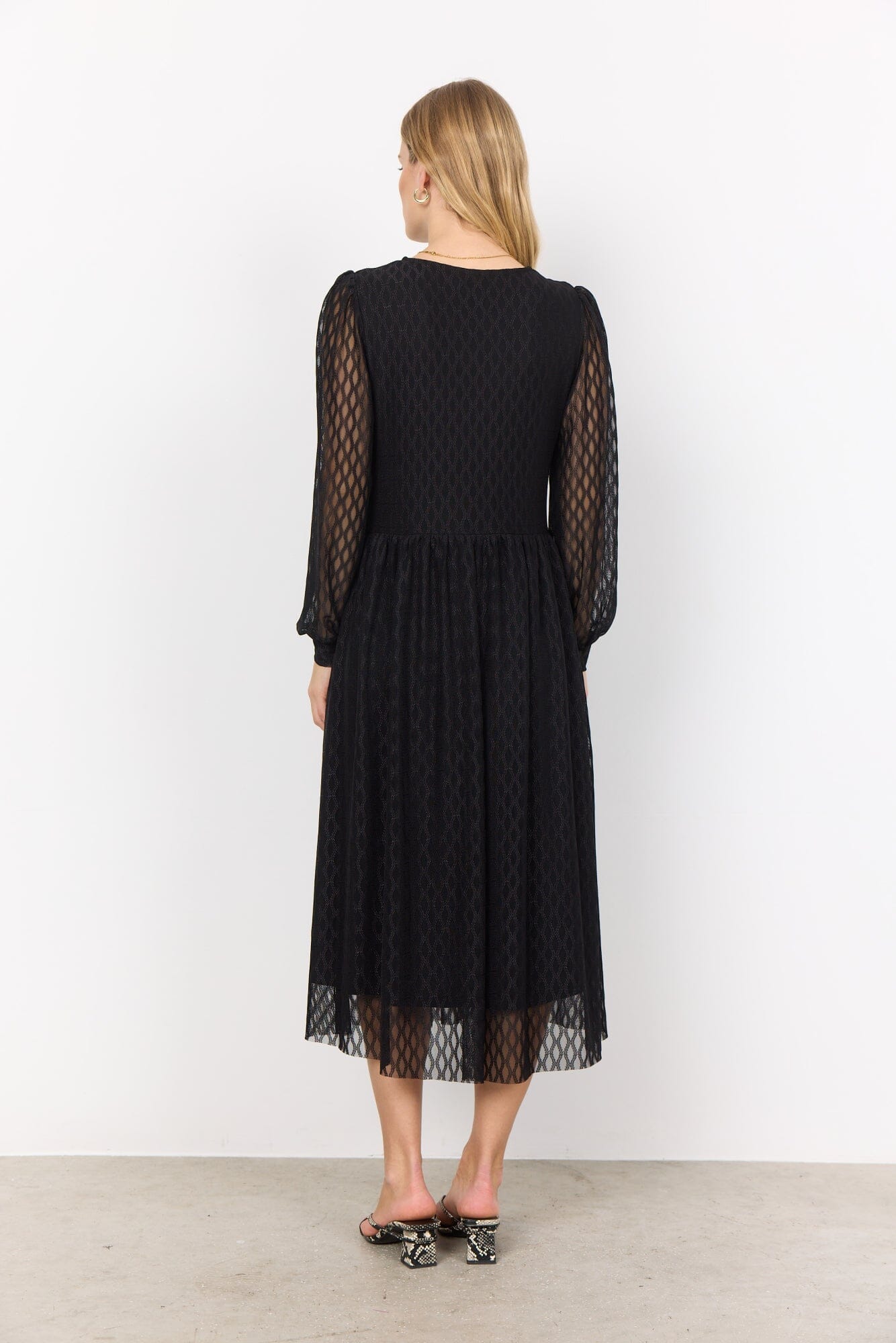 Nidine Dress in Black Dress Soyaconcept 