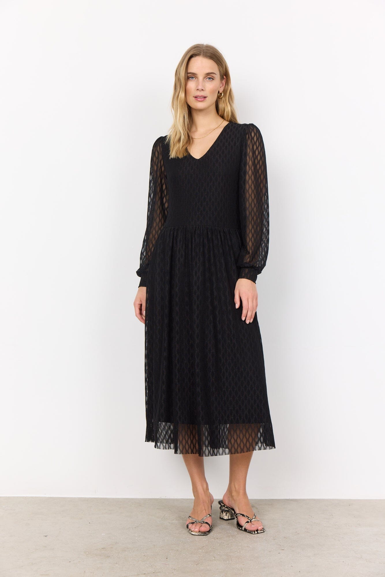 Nidine Dress in Black Dress Soyaconcept 