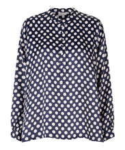 Load image into Gallery viewer, Beneda Long sleeve Top in Navy Blazer Top Masai 
