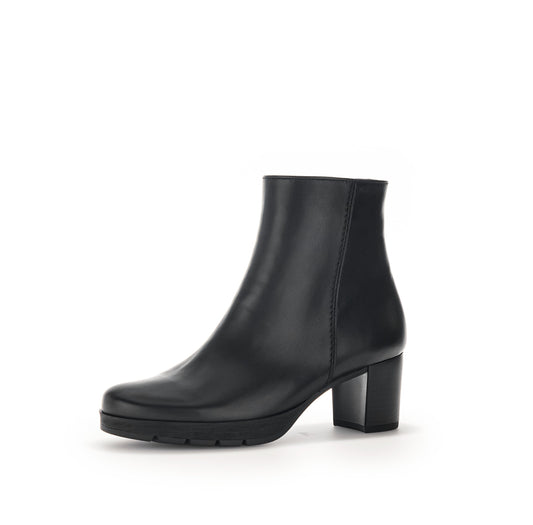 Black Heeled Leather Boots Footwear Gabor 