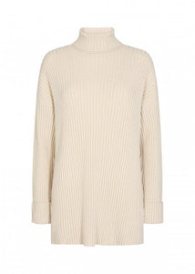 Blissa Turtle Neck Pullover in Cream Pullover Soyaconcept 