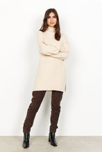 Load image into Gallery viewer, Blissa Turtle Neck Pullover in Cream Pullover Soyaconcept 
