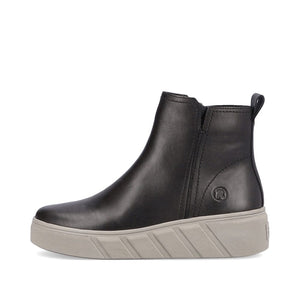 Classic Leather Boot with Zipper in Black Footwear Rieker 