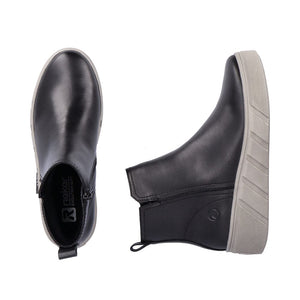 Classic Leather Boot with Zipper in Black Footwear Rieker 