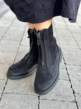 Load image into Gallery viewer, Classic Suede Boots with Zipper in Black Footwear Gabor 
