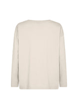 Load image into Gallery viewer, Derby Long Sleeve T-Shirt in Cream Shirt Soyaconcept 
