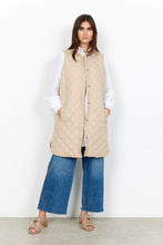 Load image into Gallery viewer, Fenya Waistcoat In Sand Jacket Soyaconcept 
