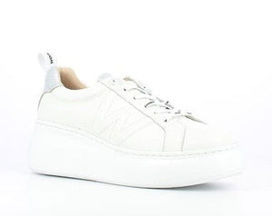 Flatform Sneaker in White Leather Sneaker Wonders 