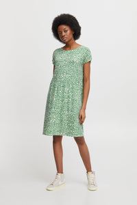 Lisa Dress in Greenbiar Ikat Print Dress Ichi 