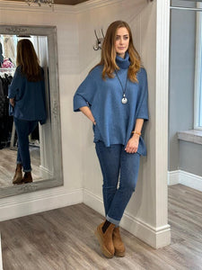 Luna Oversize Turtle Neck Sweater in Blue Knitwear Tricotonic 