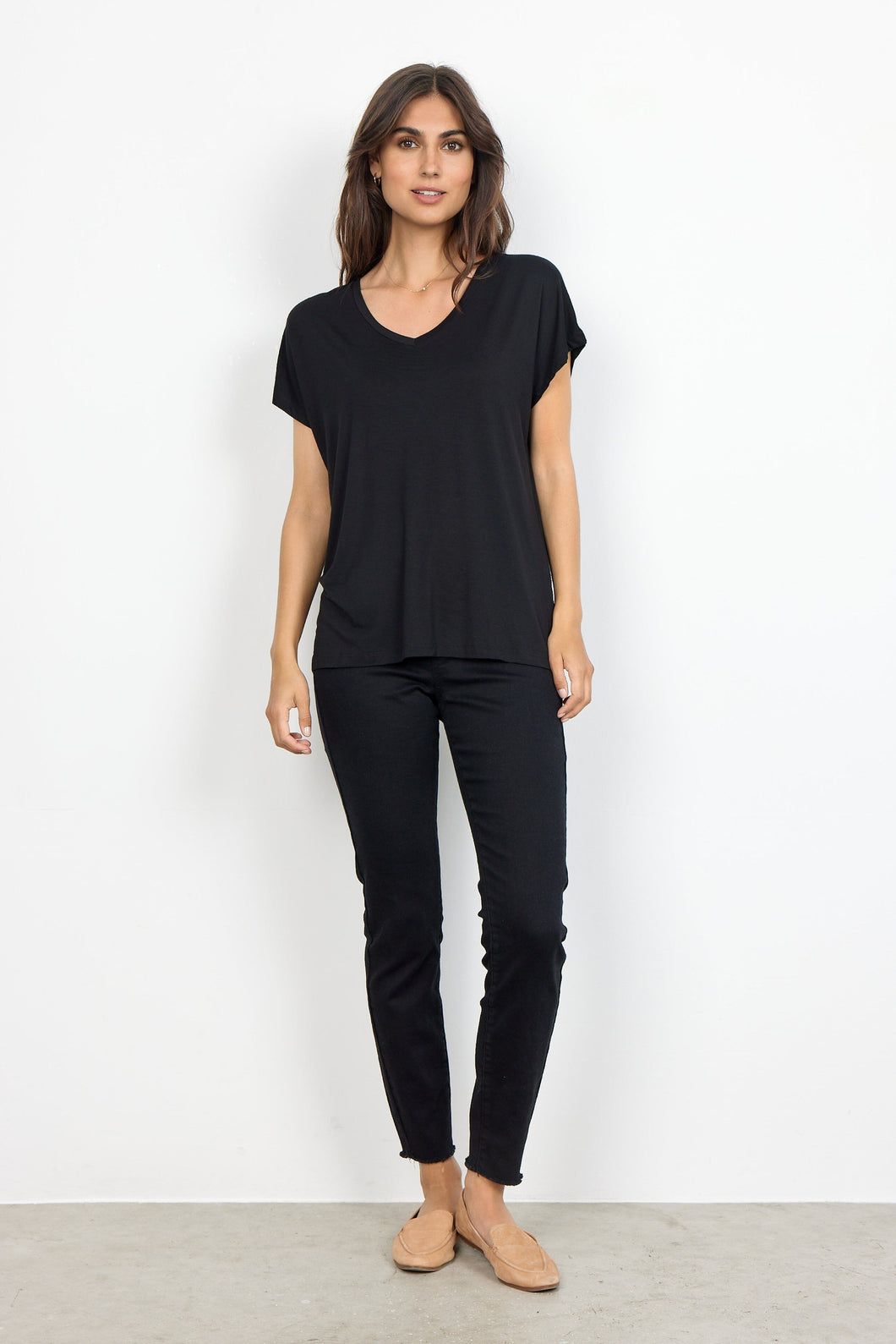 Marica Short Sleeve T-Shirt in Black T-Shirt Soyaconcept 
