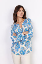 Load image into Gallery viewer, Melene Blouse in Bright Blue Combi Blouse Soyaconcept 
