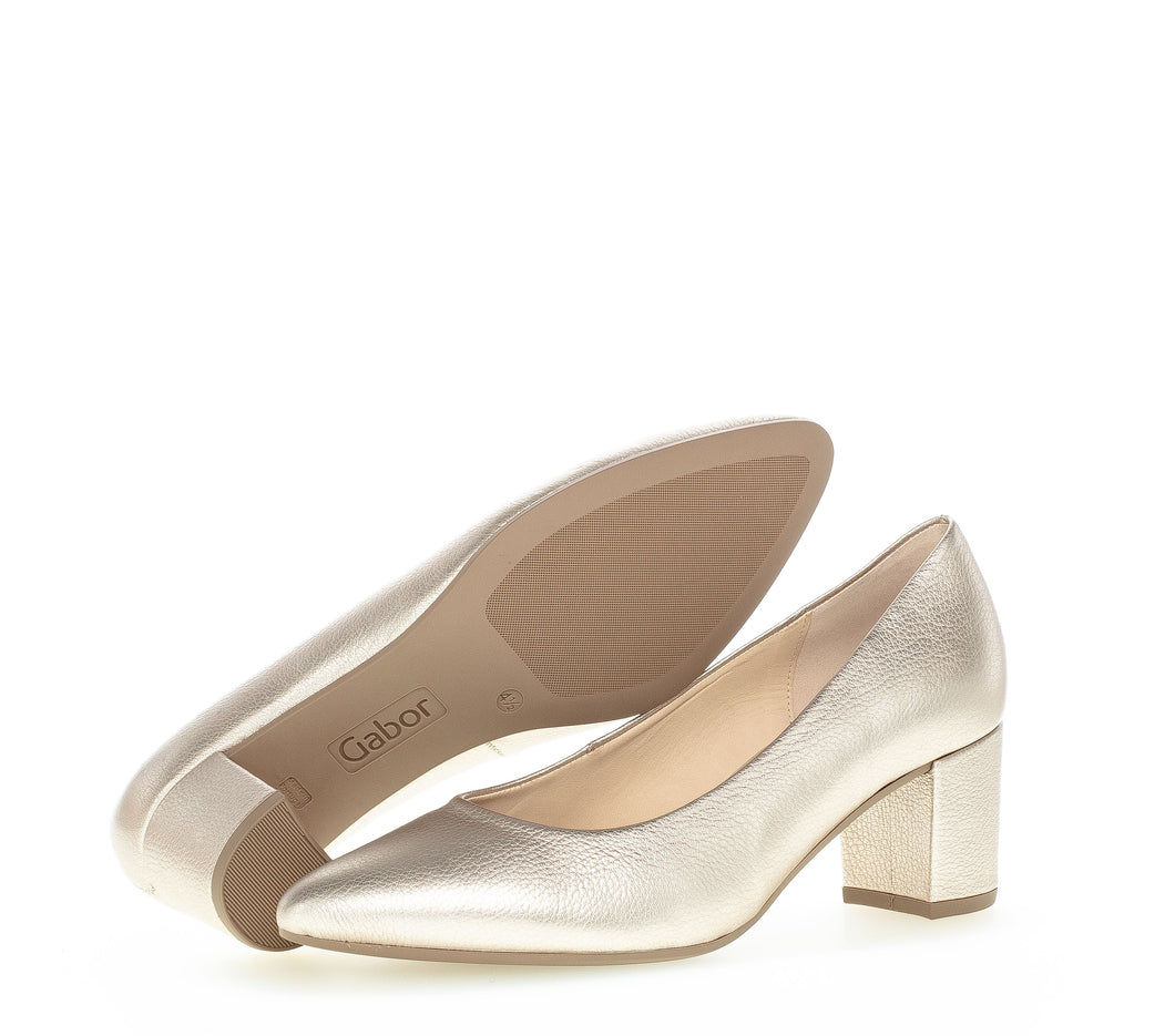 Metal Cervo Heeled Shoe in Light Cream Footwear Gabor 
