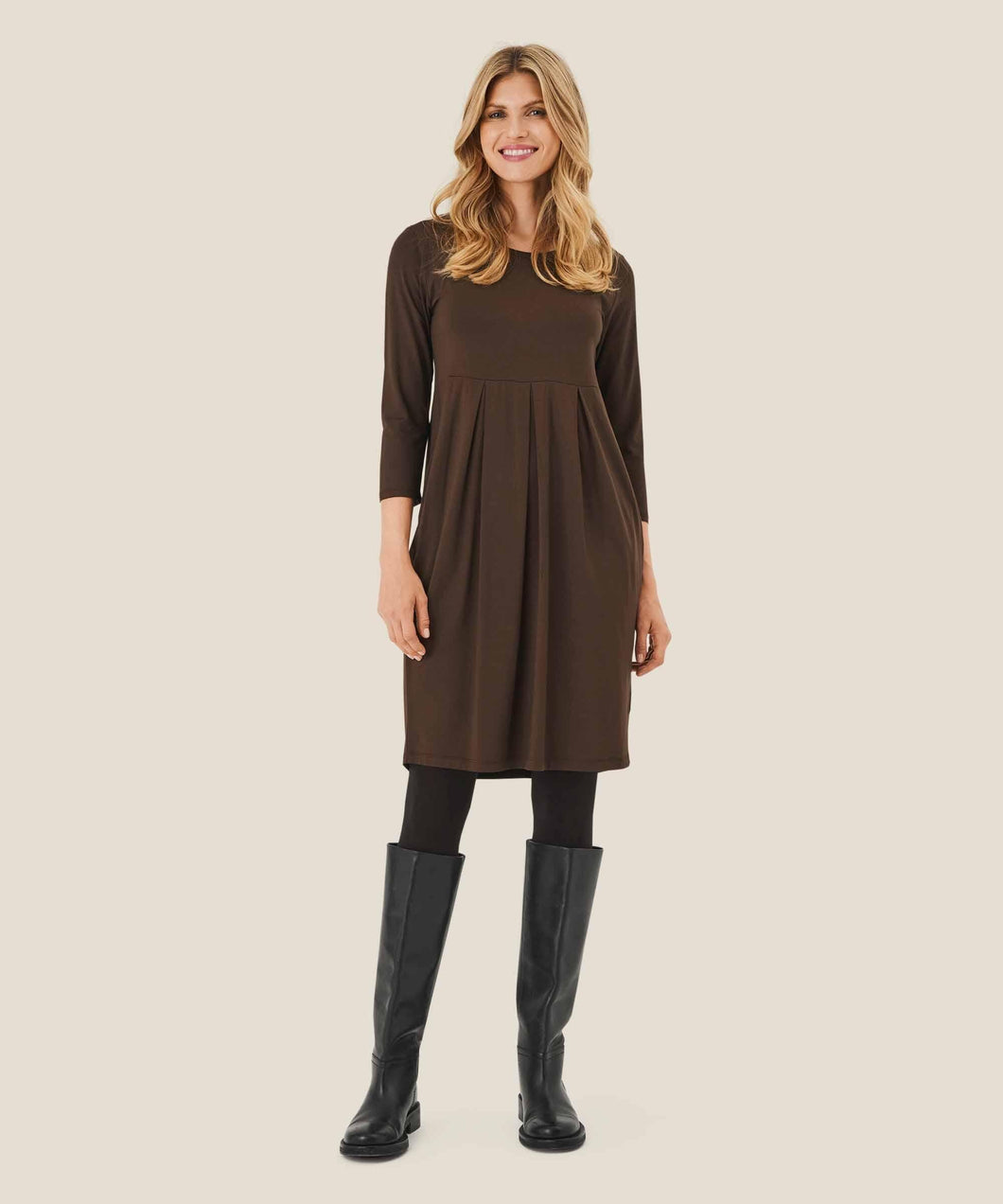 Noma 3/4 Sleeve Tight Dress in Coffee Bean Dress Masai 