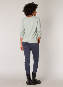 Olvin Essential in Dark Green Top Yest 