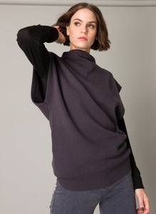 Pilar Top in Blue Grey Top Yest 