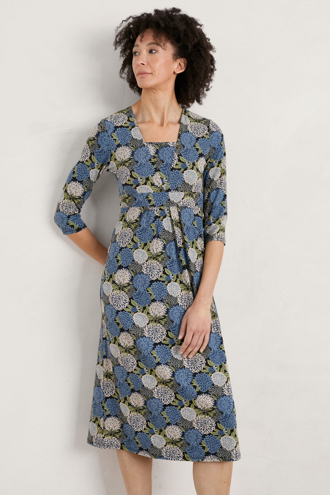 Seed Packet Dress in Dahlia Bed Tide Onyx Dress Seasalt 
