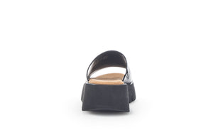 Single Strap Leather Sandal in Black Footwear Gabor 
