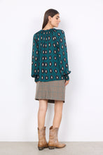 Load image into Gallery viewer, Tammi Shirt in Shady Green Combi Shirt Soyaconcept 
