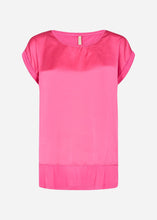 Load image into Gallery viewer, Thilde T-Shirt in Fuchsia Rose - Renaissance Boutiques Ireland
