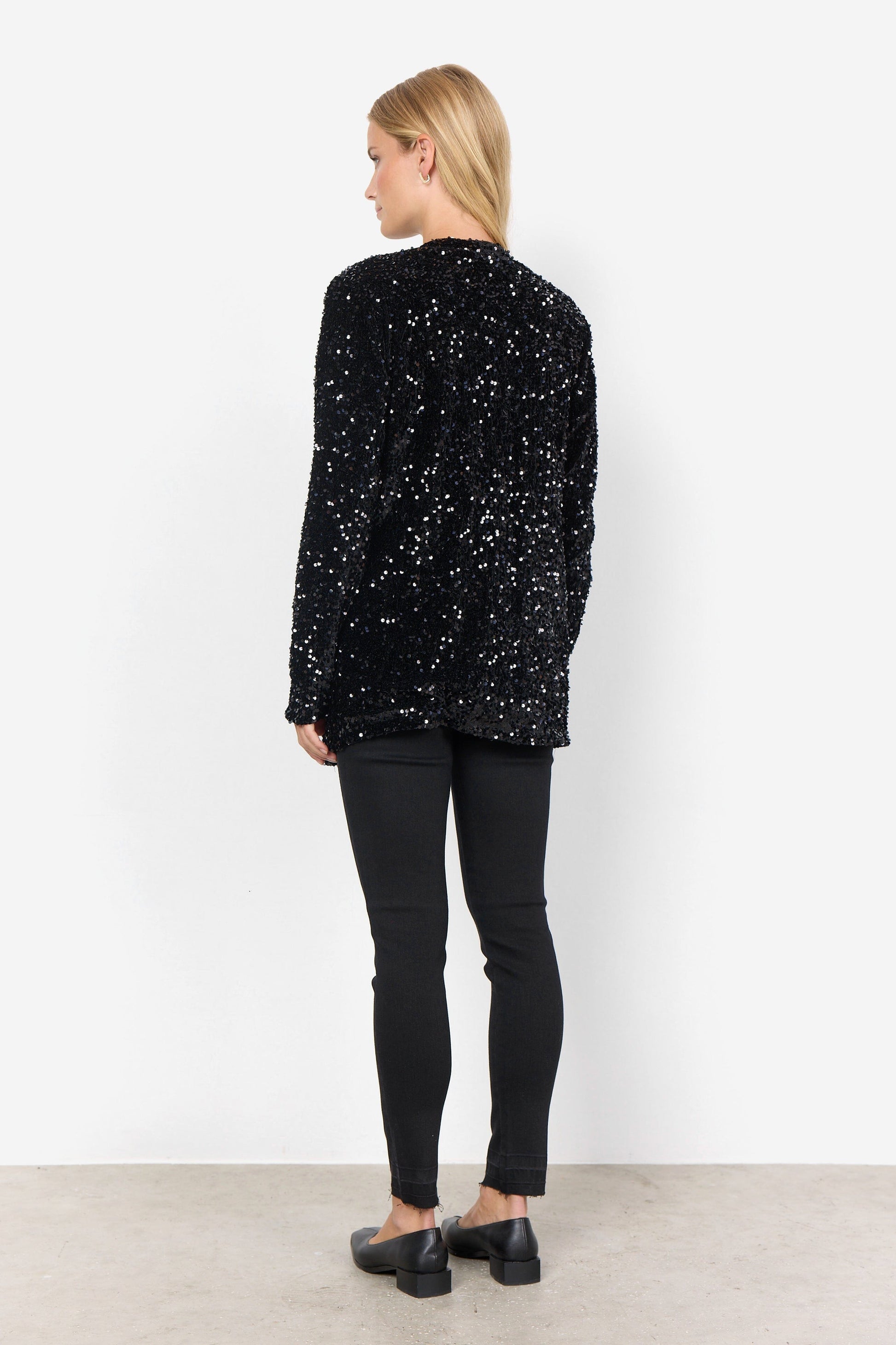Vira Blazer in Black Blazer Soyaconcept 