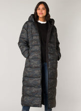 Load image into Gallery viewer, Winter Outerwear Bubble Jacket in Black/Multi Colour Jacket Yest 
