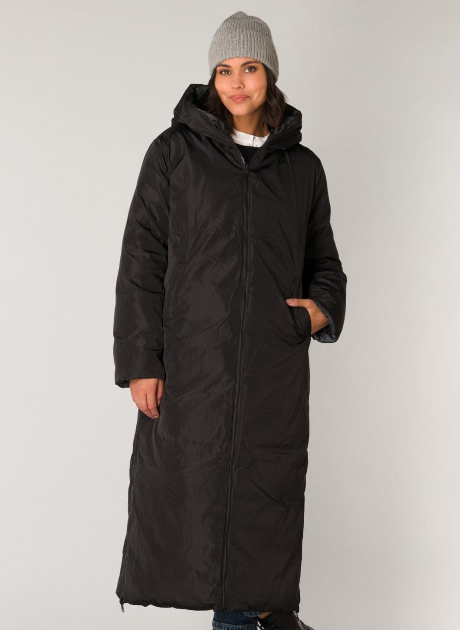 Winter Outerwear Bubble Jacket in Black/Multi Colour Jacket Yest 